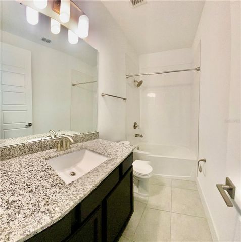 7206 CARRICKBEND LANE, Orlando, FL 32819