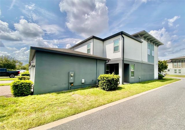 7206 CARRICKBEND LANE, Orlando, FL 32819