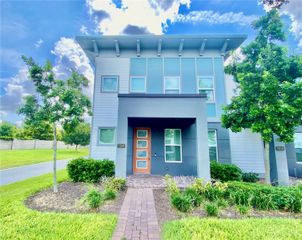 7206 CARRICKBEND LANE, Orlando, FL 32819