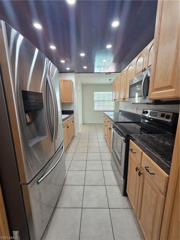 1038 SE 30th ST, Cape Coral, FL 33904