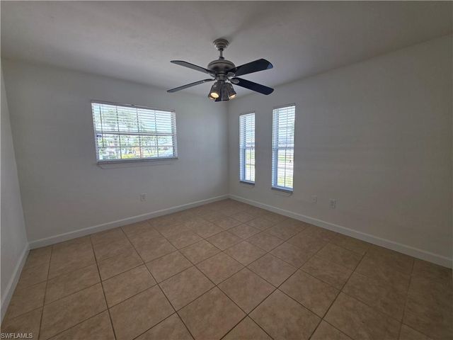 1038 SE 30th ST, Cape Coral, FL 33904
