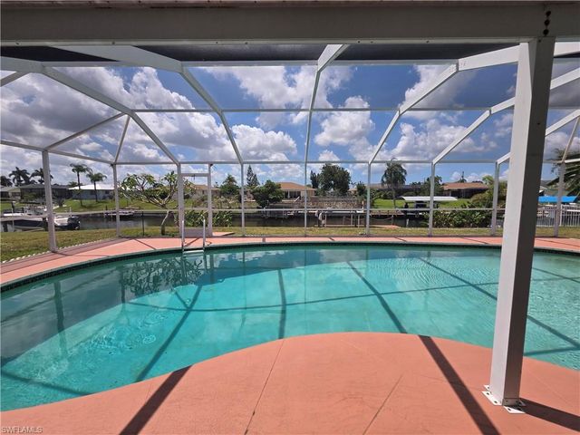 1038 SE 30th ST, Cape Coral, FL 33904