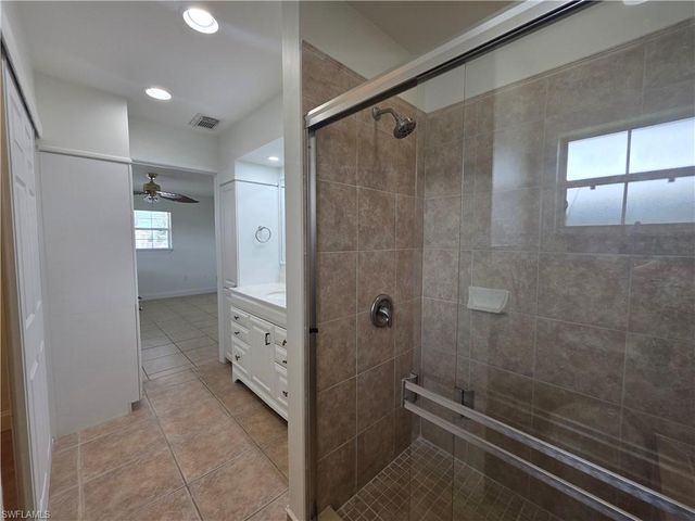 1038 SE 30th ST, Cape Coral, FL 33904