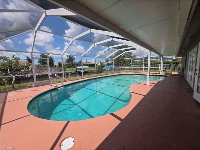 1038 SE 30th ST, Cape Coral, FL 33904