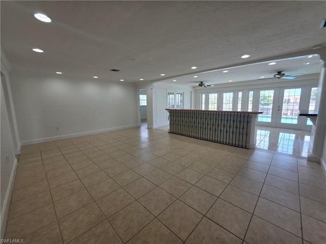 1038 SE 30th ST, Cape Coral, FL 33904