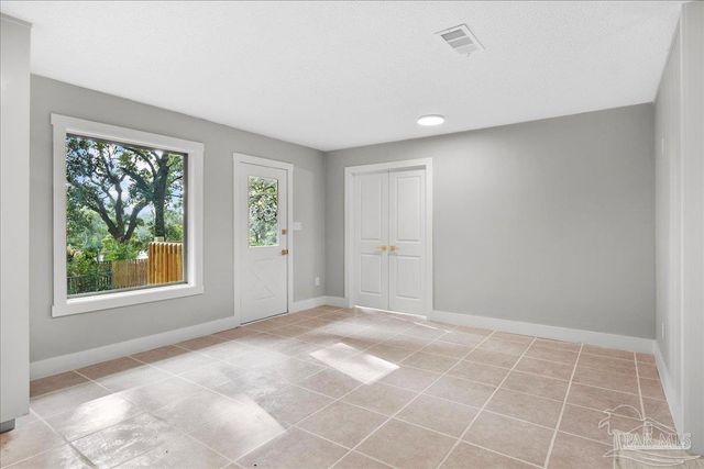 3809 Idlewood Dr, Pensacola, FL 32505