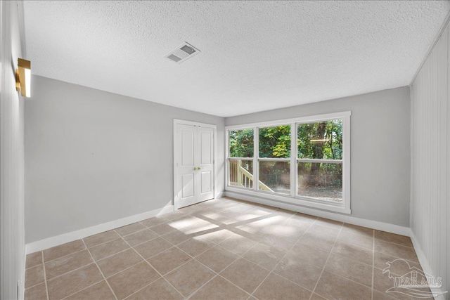 3809 Idlewood Dr, Pensacola, FL 32505