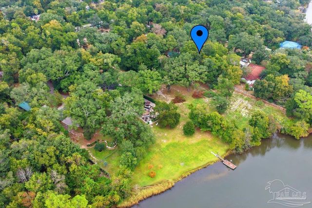 3809 Idlewood Dr, Pensacola, FL 32505