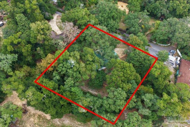 3809 Idlewood Dr, Pensacola, FL 32505