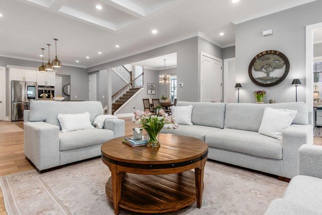 5801 Hickory Drive, Lewis Center, OH 43035