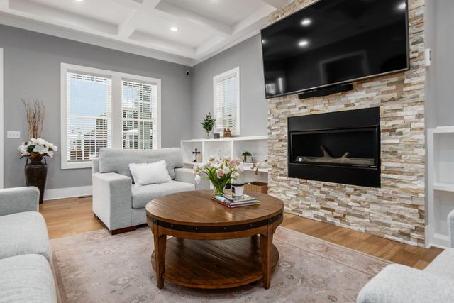 5801 Hickory Drive, Lewis Center, OH 43035