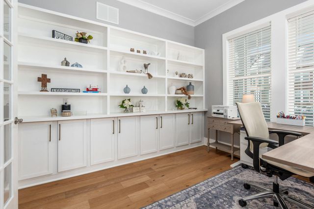 5801 Hickory Drive, Lewis Center, OH 43035