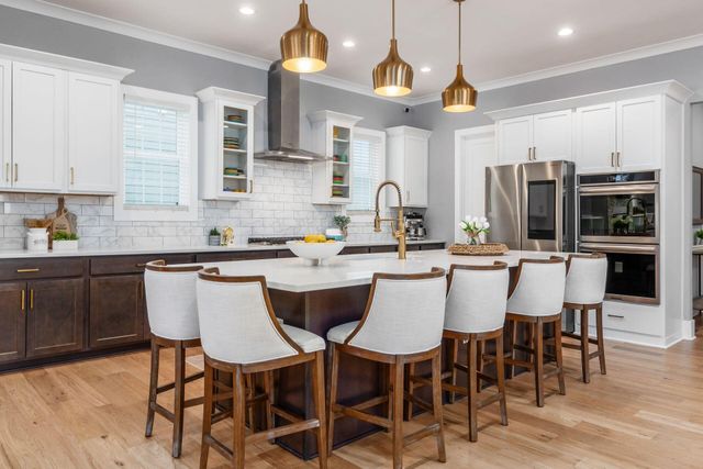 5801 Hickory Drive, Lewis Center, OH 43035