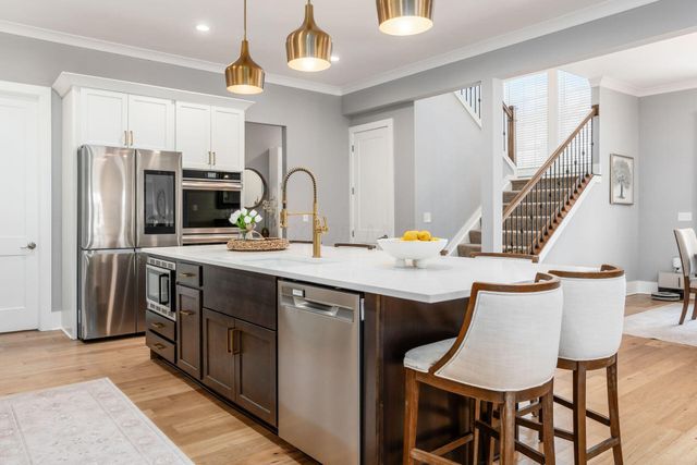 5801 Hickory Drive, Lewis Center, OH 43035