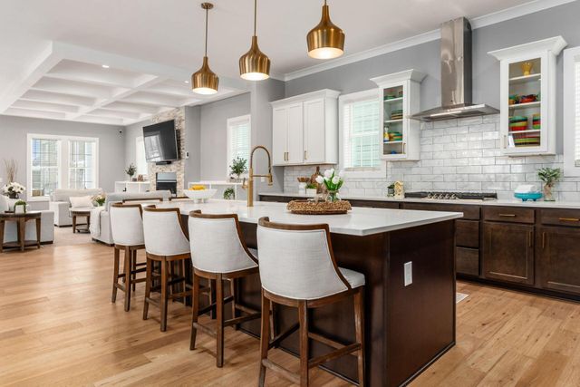 5801 Hickory Drive, Lewis Center, OH 43035