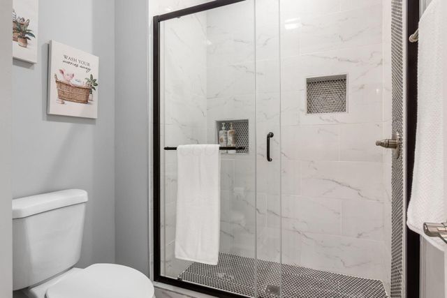 5801 Hickory Drive, Lewis Center, OH 43035