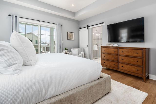 5801 Hickory Drive, Lewis Center, OH 43035