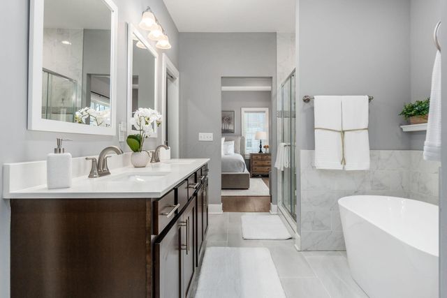 5801 Hickory Drive, Lewis Center, OH 43035