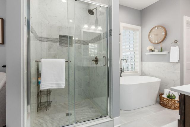 5801 Hickory Drive, Lewis Center, OH 43035