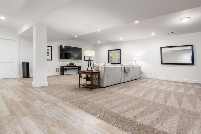 5801 Hickory Drive, Lewis Center, OH 43035