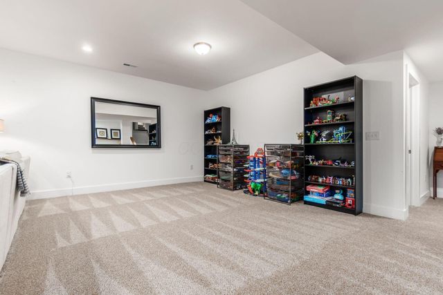 5801 Hickory Drive, Lewis Center, OH 43035