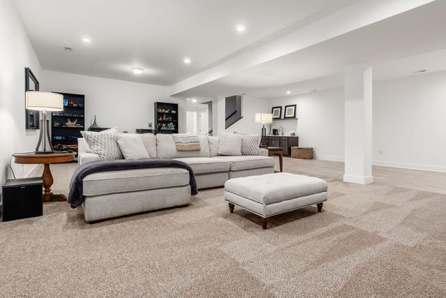 5801 Hickory Drive, Lewis Center, OH 43035