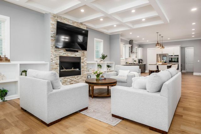 5801 Hickory Drive, Lewis Center, OH 43035