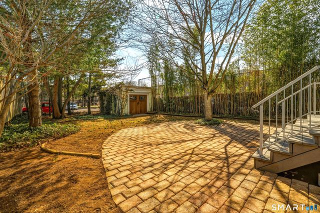 258 Saint John Street, New Haven, CT 06511