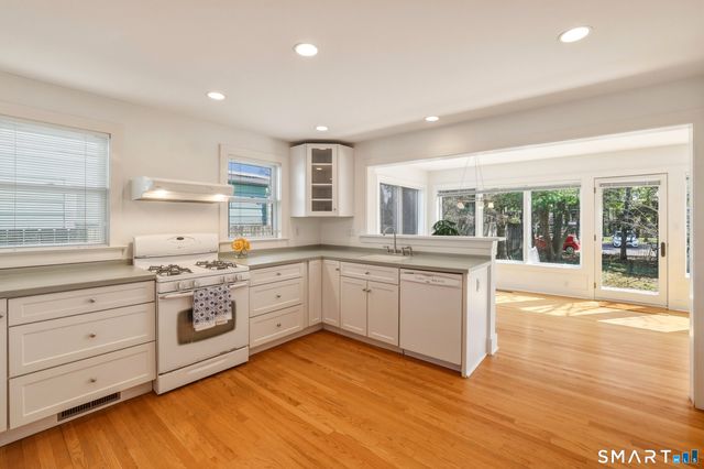 258 Saint John Street, New Haven, CT 06511