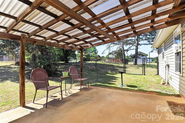 5306 Willow Run Drive, Monroe, NC 28110