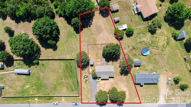 5306 Willow Run Drive, Monroe, NC 28110