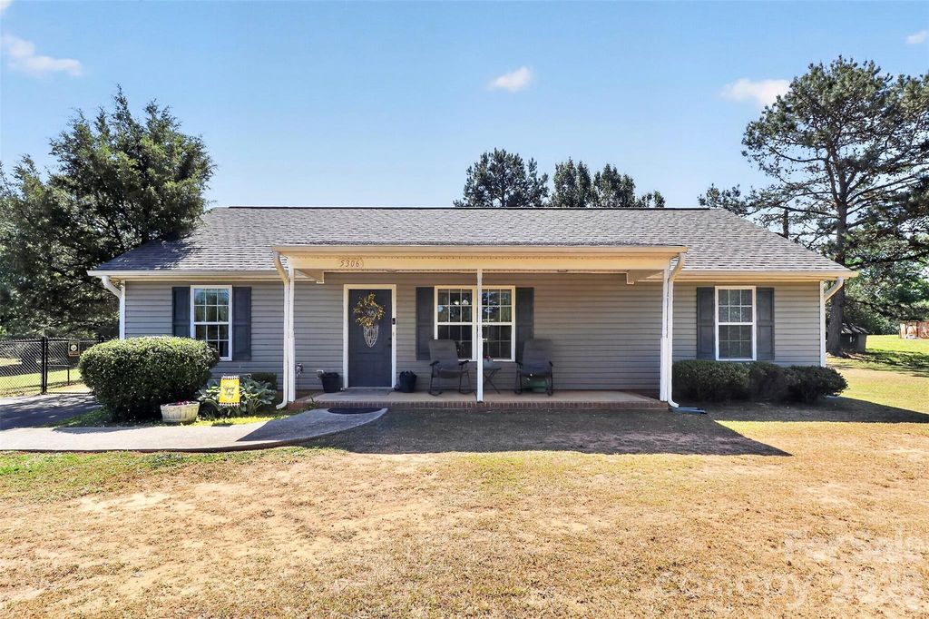 5306 Willow Run Drive, Monroe, NC 28110