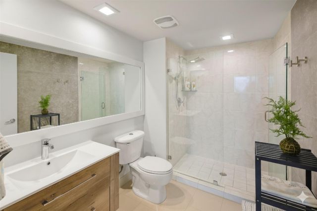 18800 NE 29th Avenue 704, Aventura, FL 33180