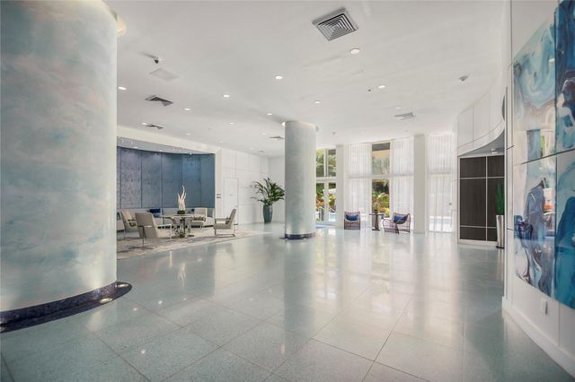 18800 NE 29th Avenue 704, Aventura, FL 33180