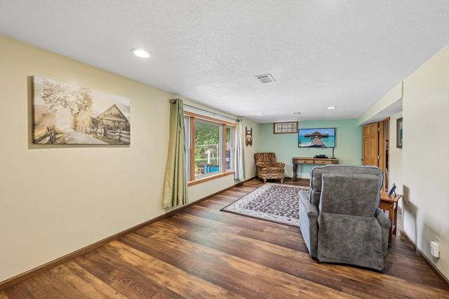 3403 71st Street E, Inver Grove Heights, MN 55076