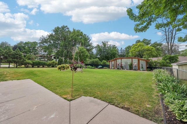 3403 71st Street E, Inver Grove Heights, MN 55076