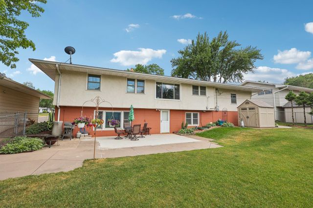 3403 71st Street E, Inver Grove Heights, MN 55076
