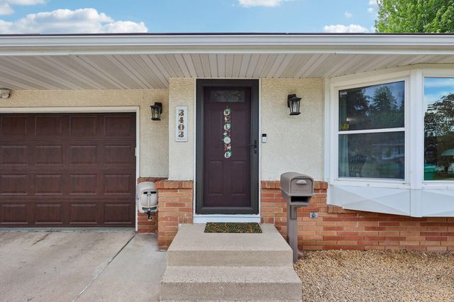 3403 71st Street E, Inver Grove Heights, MN 55076