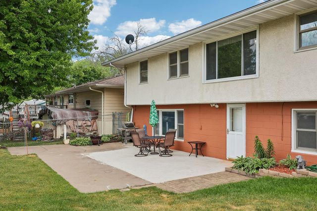 3403 71st Street E, Inver Grove Heights, MN 55076