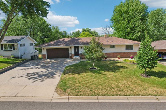 3403 71st Street E, Inver Grove Heights, MN 55076