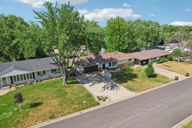 3403 71st Street E, Inver Grove Heights, MN 55076