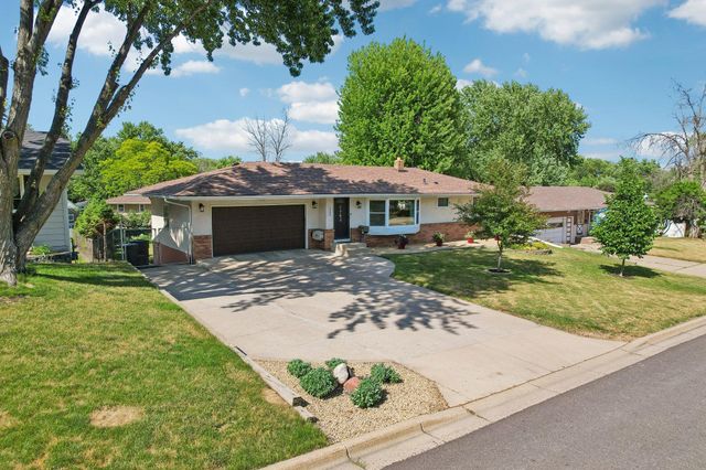 3403 71st Street E, Inver Grove Heights, MN 55076