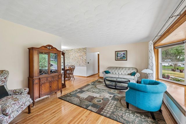 3403 71st Street E, Inver Grove Heights, MN 55076