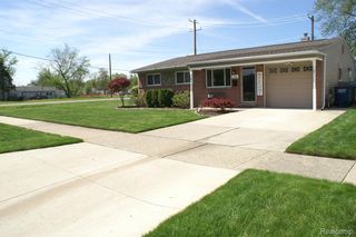 1748 Gloria Street, Westland, MI 48186