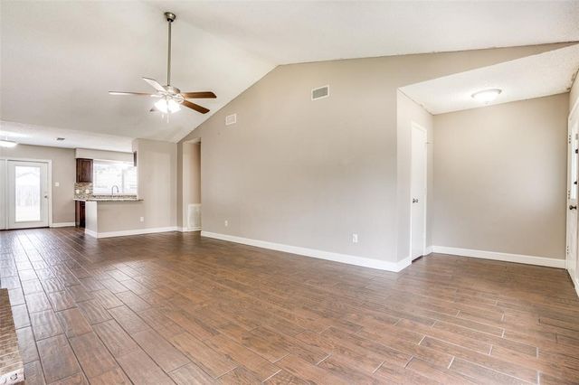 2626 Bennington Court, Grand Prairie, TX 75052