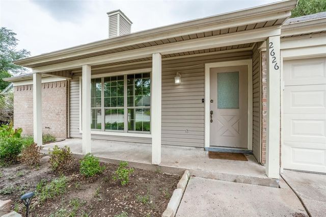 2626 Bennington Court, Grand Prairie, TX 75052