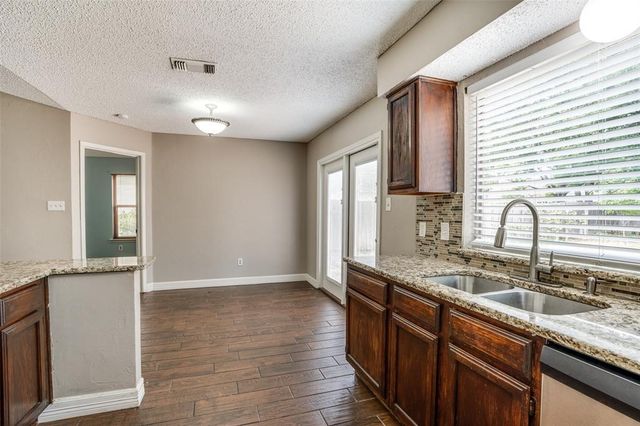 2626 Bennington Court, Grand Prairie, TX 75052