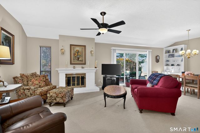 891 Heritage Village A, Southbury, CT 06488