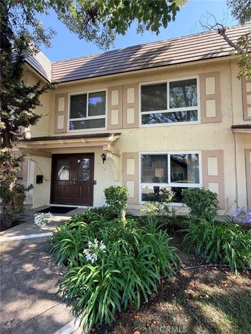 4194 Paseo De Oro, Cypress, CA 90630