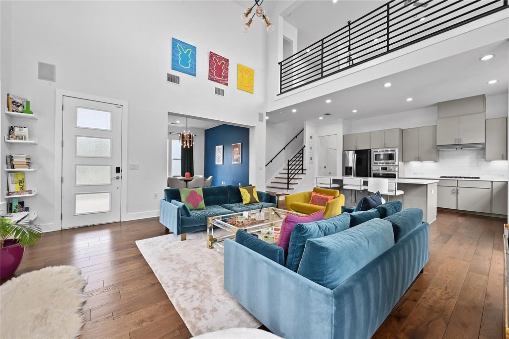 5904 Florencia LN, Austin, TX 78724